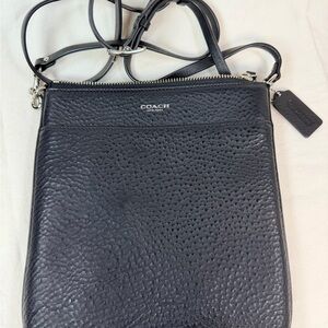 Coach Swing Bag Pebbled Black Leather Bag